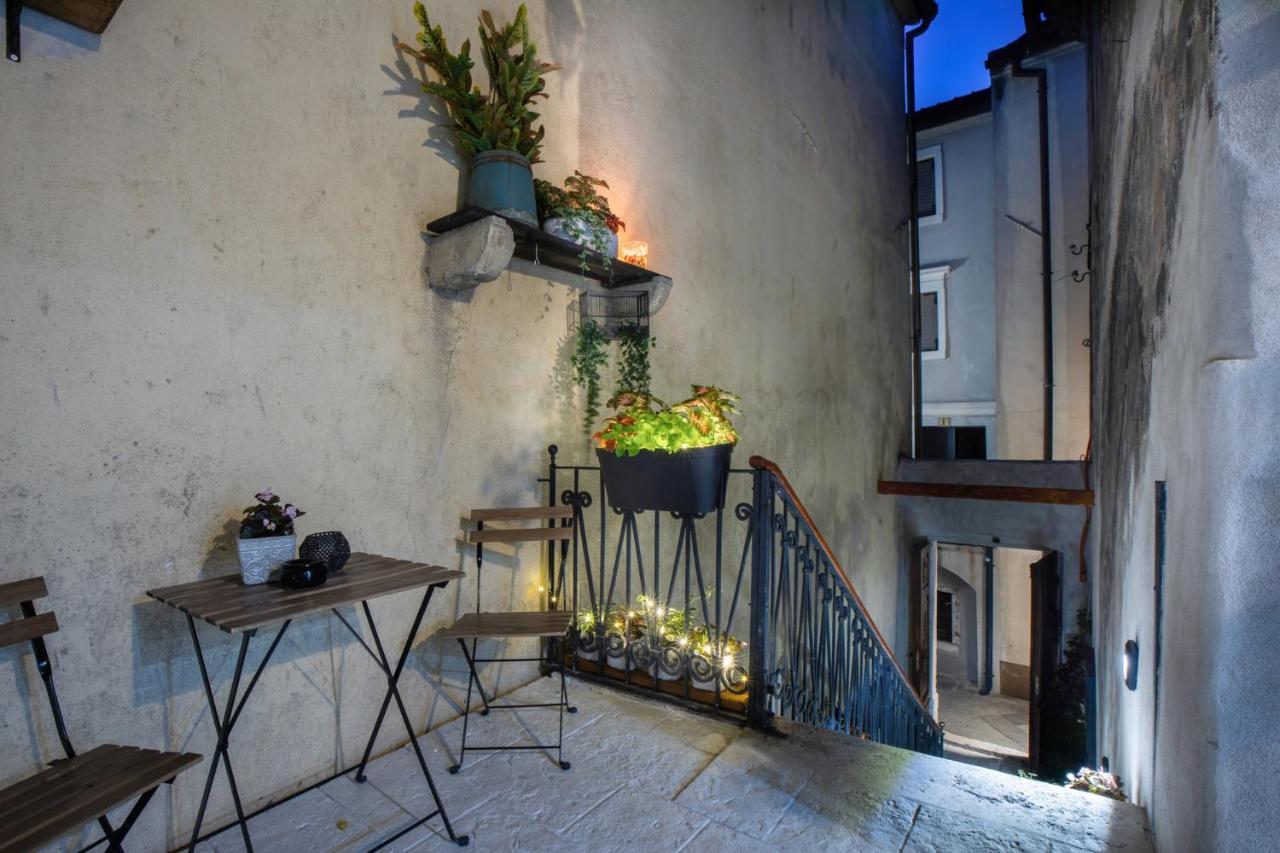 Отель History House Moja Ti 1830 In Old Town Senj Сень Экстерьер фото