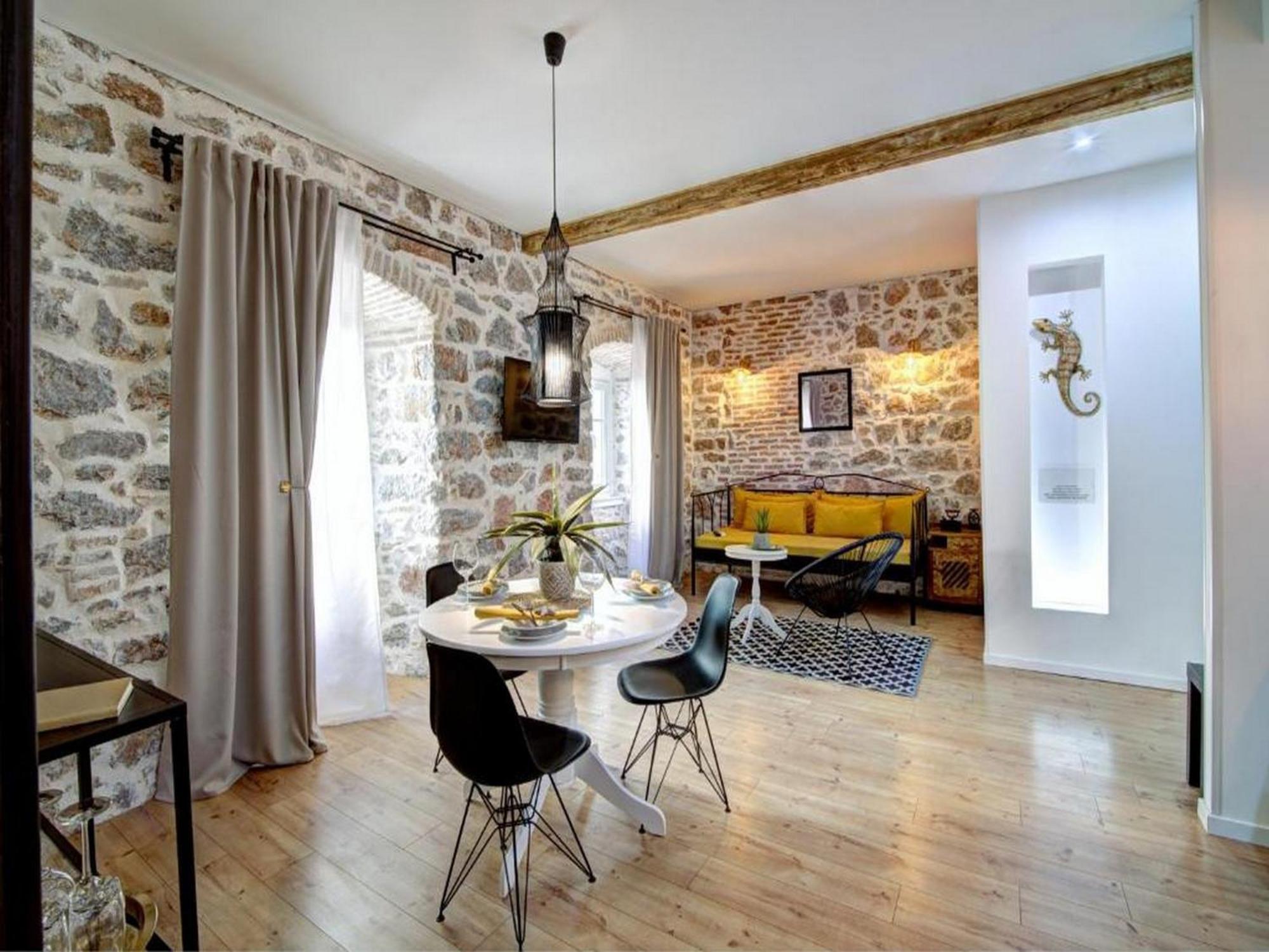 Отель History House Moja Ti 1830 In Old Town Senj Сень Номер фото